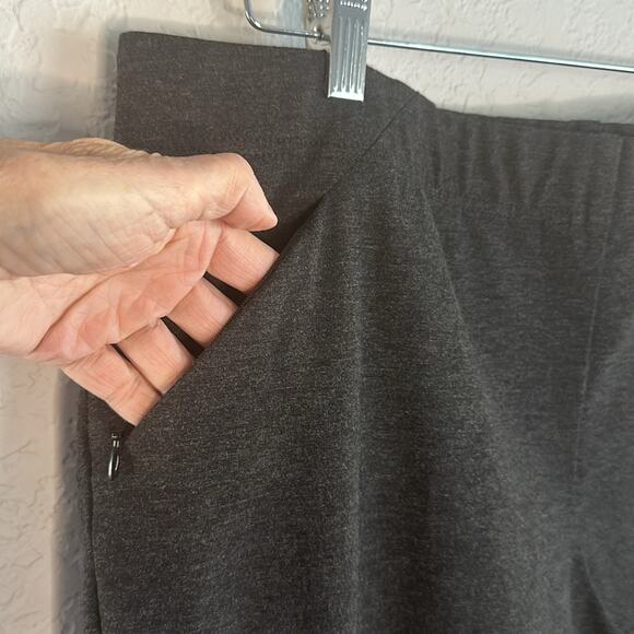 NEW J. Jill Ponte Leggings Size XL Charcoal Grey Compression Zip Pockets Petite - Picture 4 of 6
